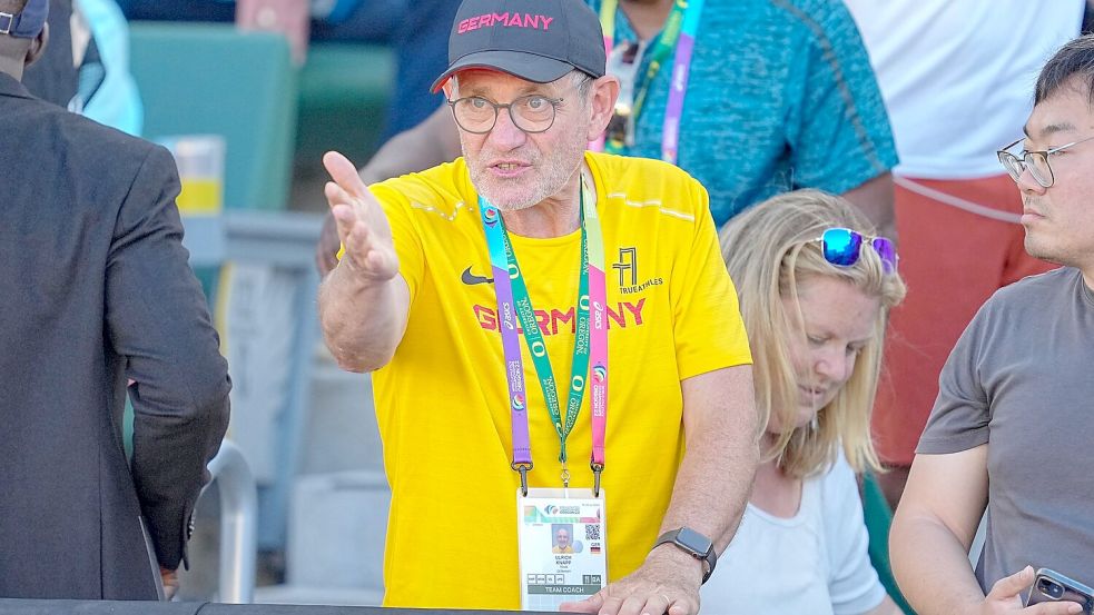 Trainer Ulli Knapp ist auf die WM gespannt. (Archivbild) Foto: Michael Kappeler/dpa