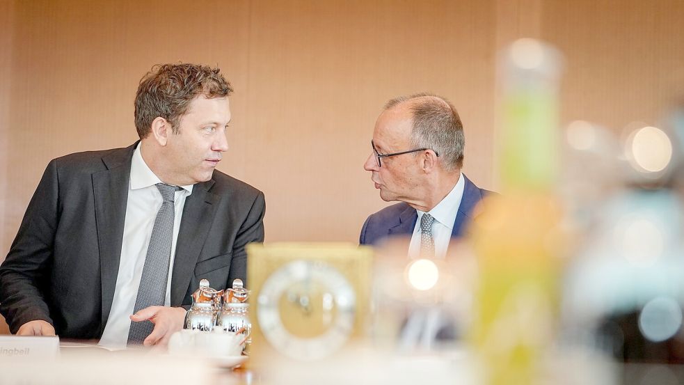 Das Kabinett hat Gesetze von Vizekanzler Klingbeil beschlossen. Foto: Kay Nietfeld/dpa
