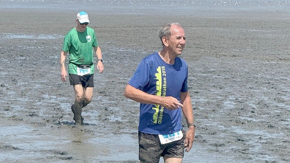 Anstrengender Lauf: Dirk Spekker war im Sommer beim Friesencross in Schillig zu Gast. Foto: Dirk Hellmers
