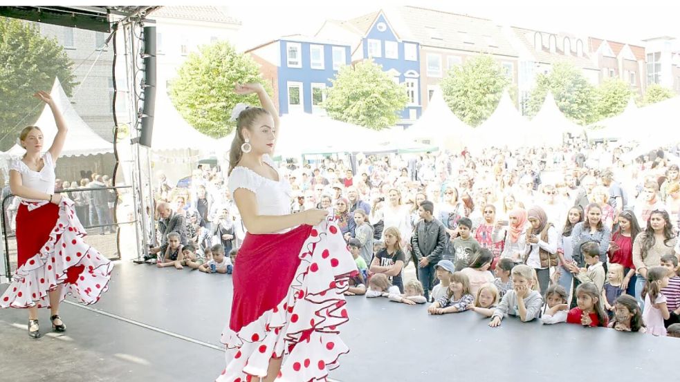 Aurich feiert das Fest der Kulturen. Foto: Karin Böhmer/Archiv