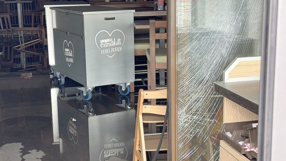 Im Gastraum stand am Donnerstagmittag Wasser auf dem Boden. Foto: Karin Böhmer