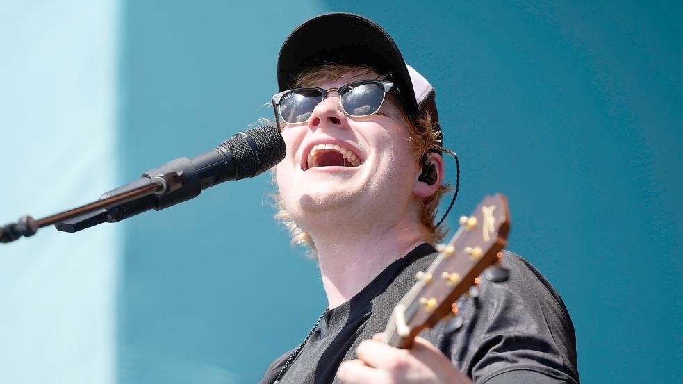 Auf seinem achten Album verarbeitet Ed Sheeran süd- und westasiatische Klänge. (Archivbild) Foto: Wilfredo Lee/AP/dpa