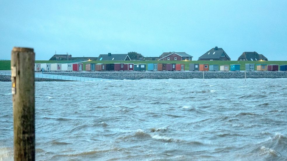 Eine Sturmflut wird an der deutschen Nordseeküste am Montag nicht erwartet. Foto: Daniel Bockwoldt