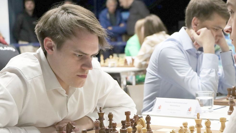 Matthias Blübaum hat sich überraschend für das Turnier der möglichen WM-Herausforderer qualifiziert. Foto: Frank Hoppe/Deutscher Schachbund