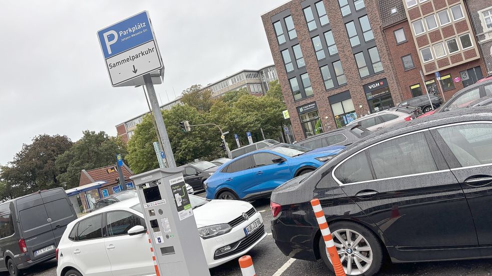 Der Parkplatz Pottgießerstraße: Hier soll schon im zweiten Quartal 2026 gebaut werden. Fotos: Stephanie Schuurman