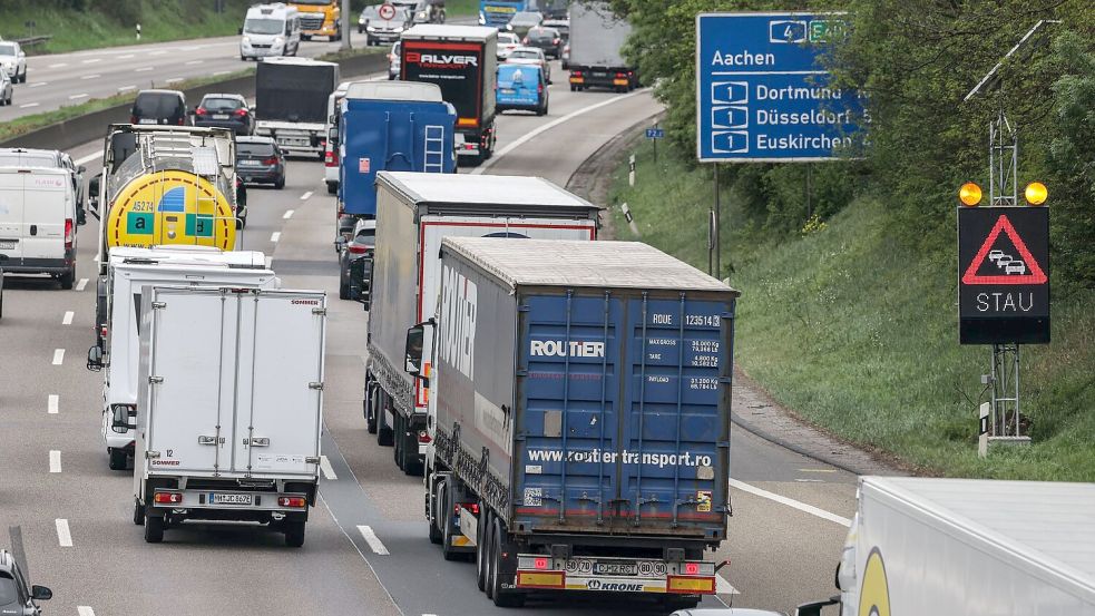 Autobahn-Projekten in NRW drohen Finanzierungslücken. (Archivbild) Foto: Oliver Berg