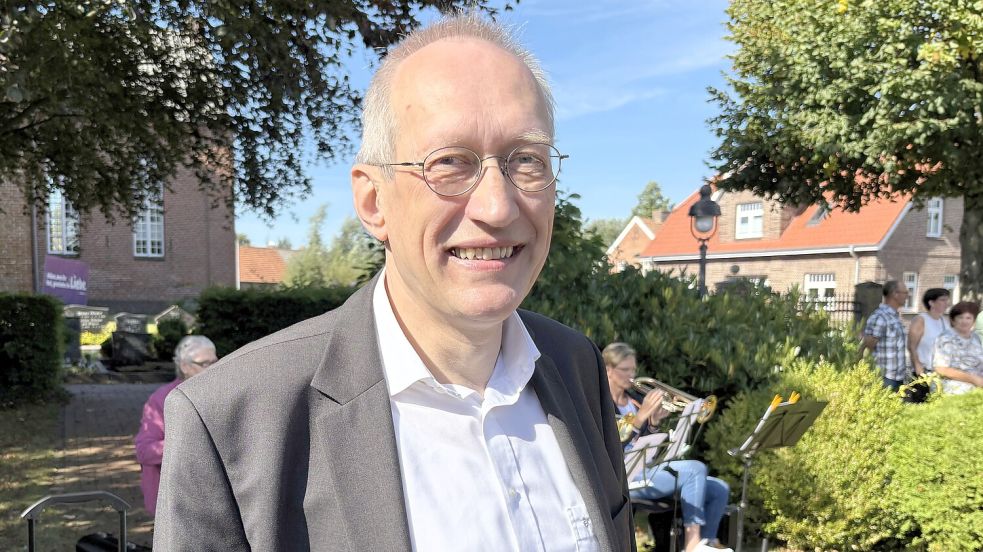 Am Sonntag, 7. September 2025, wurde Thomas Lehmann von seinen neuen Kirchengemeinden offiziell „eingeholt“ und ins Amt eingeführt. Foto: Nicole Böning