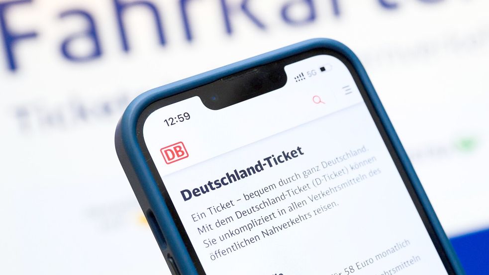 Ab 2026 wird es teurer: das Deutschlandticket. Foto: dpa/Julian Stratenschulte