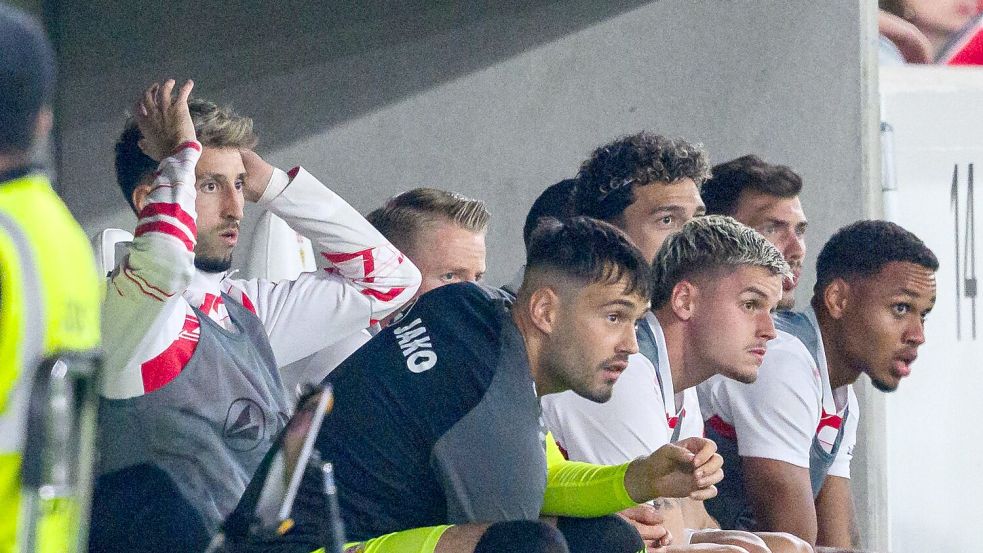 Der Kapitän sitzt draußen: Atakan Karazor Foto: Tom Weller