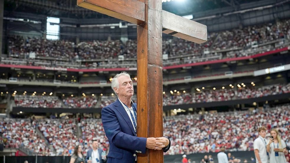 Die Trauerfeier wurde zu einer Mischung aus Gottesdienst und politischer Veranstaltung. Foto: John Locher/AP/dpa