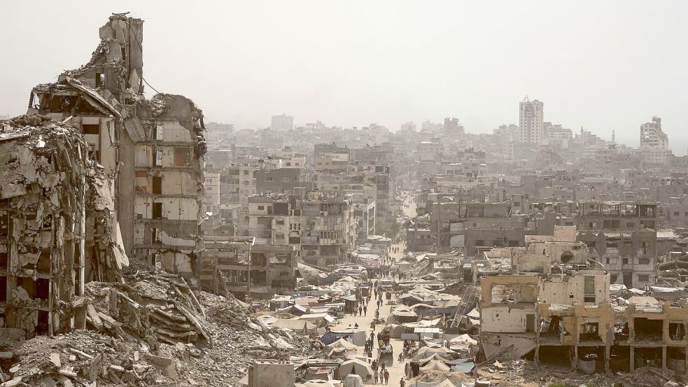 Angesichts des bald zwei Jahre dauernden Gaza-Kriegs will unter anderem Frankreich einen Staat Palästina anerkennen. (Archivbild) Foto: Jehad Alshrafi/AP/dpa