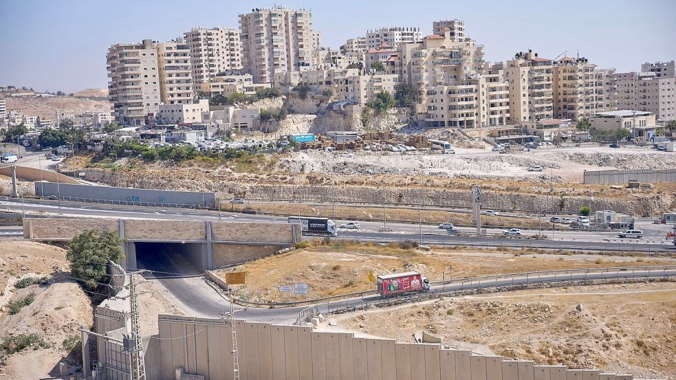 Israel treibt den Siedlungsausbau im Westjordanland voran. (Archivbild) Foto: Ohad Zwigenberg/AP/dpa