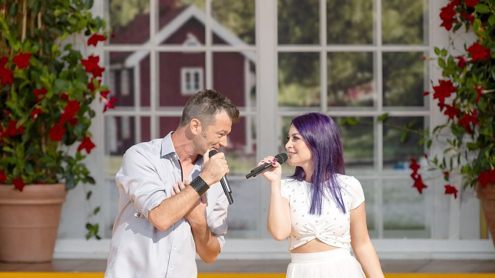 Achim Petry bei der ARD-Schlagersendung „Immer wieder sonntags“ im August, bald ist er bei „Promi Big Brother“ zu sehen. Foto: Silas Stein