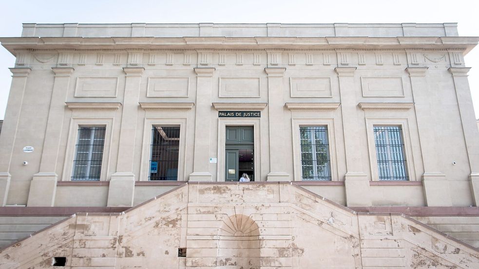 Das Verschwinden der jungen Frau hat Frankreich in seinen Bann gezogen. (Archivbild) Foto: Matthieu Rondel/AFP/dpa