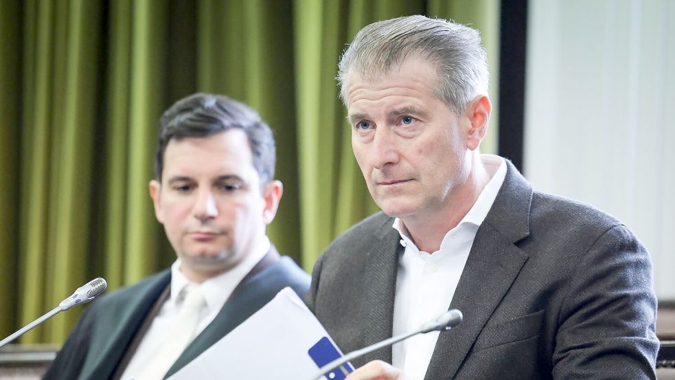 Der Vater schildert vor Gericht die Folgen der Entführung für seine Familie. Foto: Christian Charisius