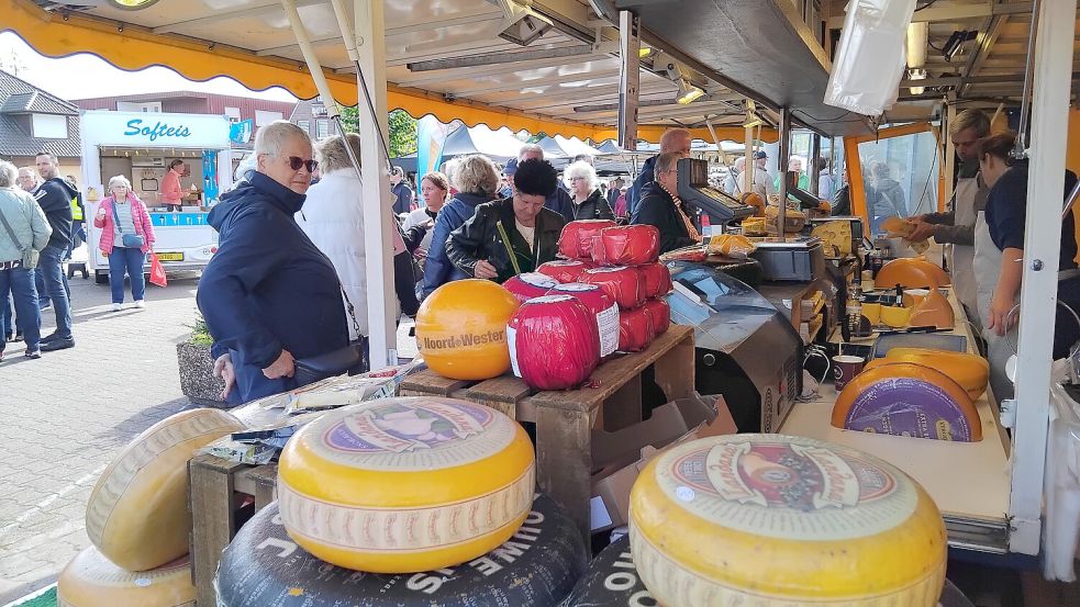 Viele verschiedene Käsesorten wurden angeboten. Foto: Clarissa Scherzer