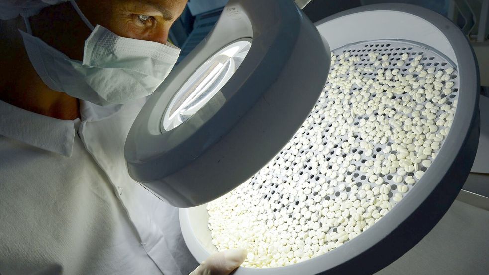 Die Pharmaproduktion ist besonders stark reguliert Foto: Arne Dedert/dpa