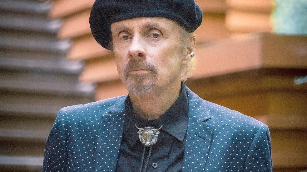 T.C. Boyle fürchtet sich vor der Zeit, in der sein Hund Ilka nicht mehr lebt. Foto: Jamieson Fry/Hanser