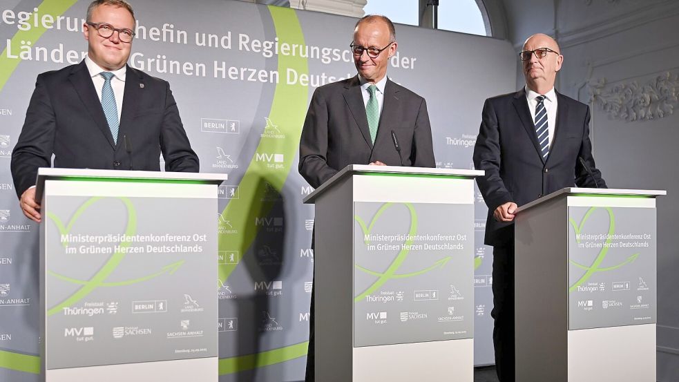 Treffen der ostdeutschen Ministerpräsidenten mit Bundeskanzler Friedrich Merz (CDU) Foto: Martin Schutt
