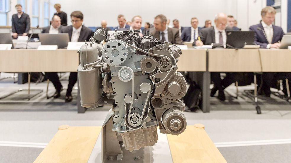 Vor dem OVG Schleswig wurde über die Genehmigung eines VW-Software-Updates in der Motorsteuerung durch das KBA verhandelt. Foto: Markus Scholz