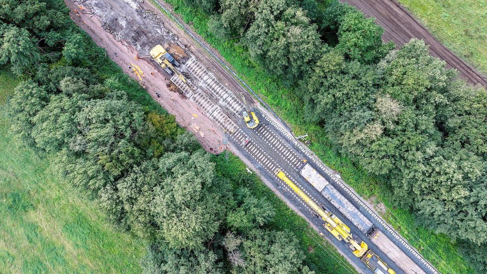 Auch 2026 wird im Schienennetz wieder viel gebaut. Unter anderem drohen fünf Generalsanierungen, den Zugverkehr zu belasten. (Archivbild) Foto: Jens Büttner