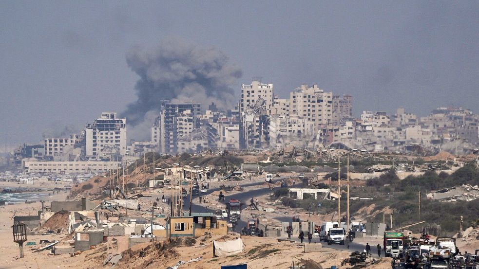 Der Gazastreifen ist nach fast zwei Jahren Krieg weitgehend zerstört. (Archivbild) Foto: Abdel Kareem Hana/AP/dpa