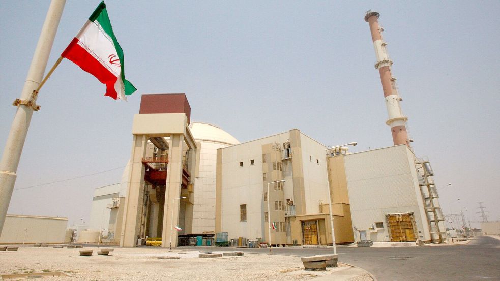 Berlin, Paris und London hatten im Atomstreit mit dem Iran die Notbremse gezogen. (Archivbild) Foto: Vahid Salemi/AP/dpa