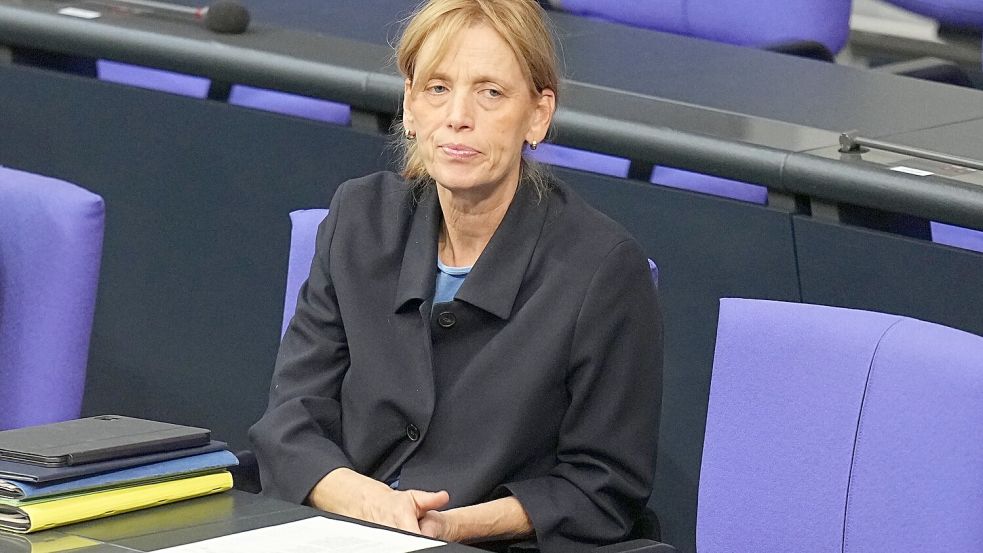 Laut Karin Prien hatte das Bundesamt für den Zivildienst in der Zeit der Wehrpflicht 600 Mitarbeitende Foto: dpa/Michael Kappeler