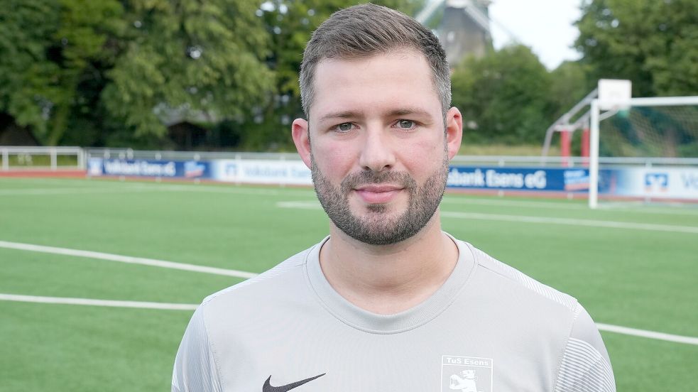 Robin Sikma konnte zwei Elfmeter von Tade Niehues parieren. Foto: Steenhoff