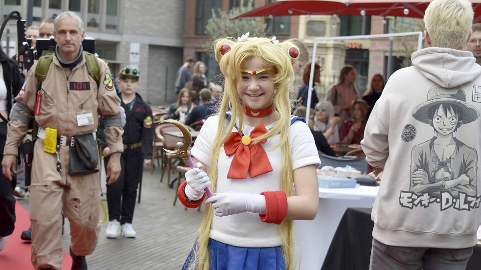 Einige Besucher der Leer-Con hatten sich entsprechend angezogen. Foto: Vivien Buntjer
