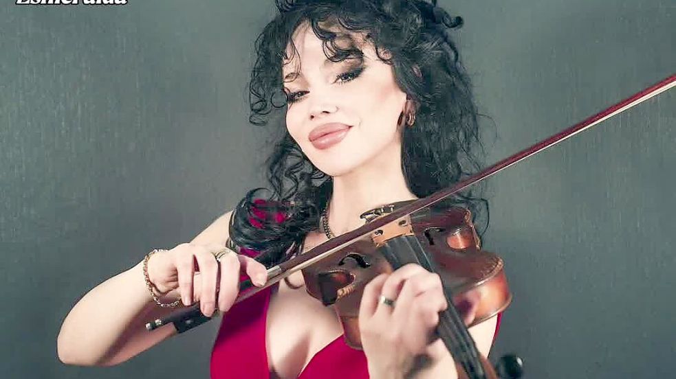 Esmeralda aus Hannover spielt zur Eröffnung. Fotos: Privat