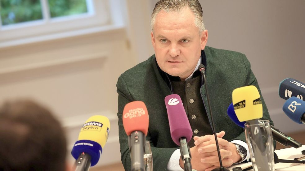 Wiesn-Chef Christian Scharpf will künftig schneller auf solche Situationen reagieren. Foto: Karl-Josef Hildenbrand