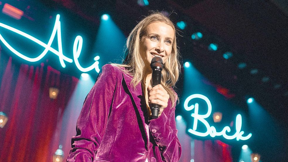 Alina Bock tritt mir ihrer ersten eigenen One-Woman-Show im Oktober in Aurich auf. Foto: Phil Chester & Sara Byrne