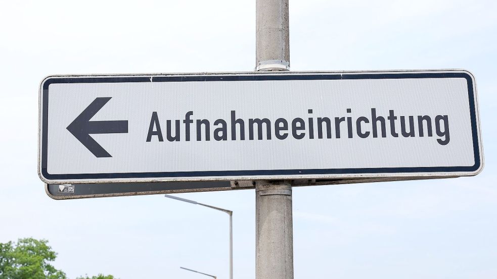Zuerst werden die Asylbewerber in den Erstaufnahmeeinrichtungen der Länder untergebracht. (Symbolbild) Foto: Daniel Löb
