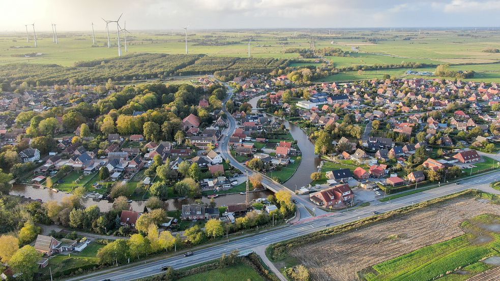 Loppersum hat rund 1400 Einwohner. Viel Platz für neue Einwohner hat der Ort aktuell nicht. Das könnte sich aber mit einem neuen Baugebiet ändern. Foto: Claus Hock/Archiv