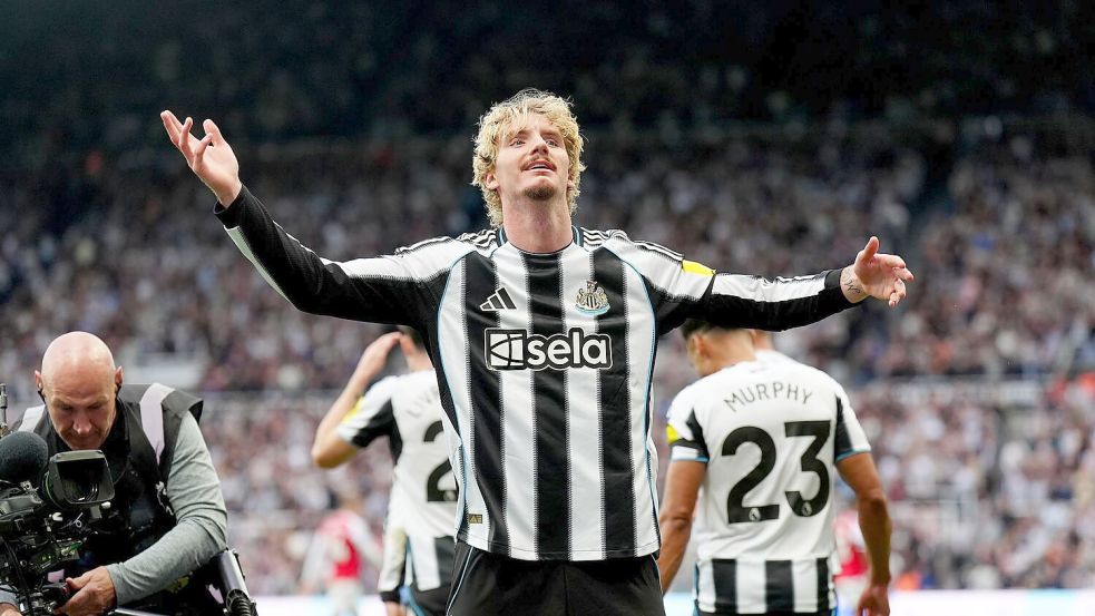 Nick Woltemade kann nicht pünktlich zur Nationalmannschaft kommen. Foto: Owen Humphreys
