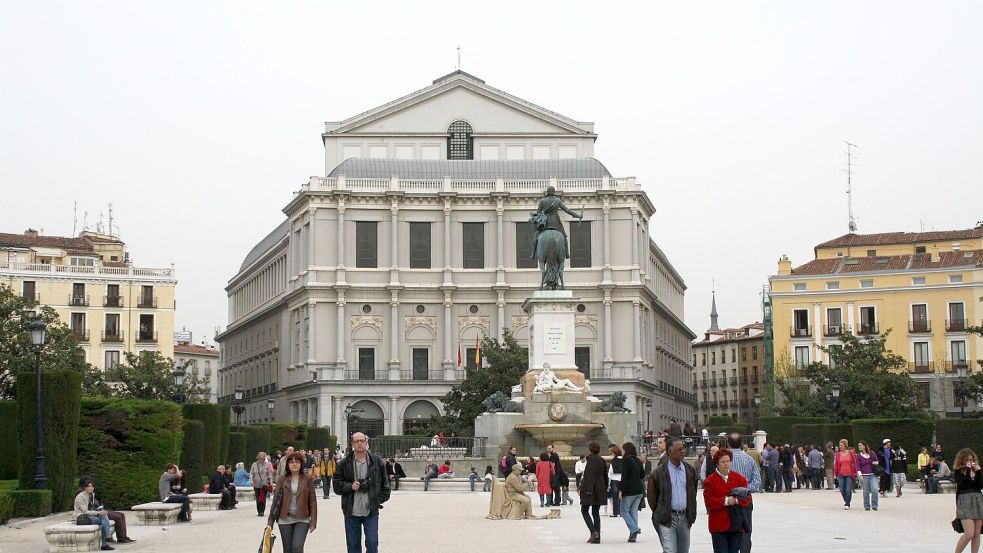 Der Einsturz geschah unweit des Madrider Opernhauses Teatro Real. (Archivfoto) Foto: ---