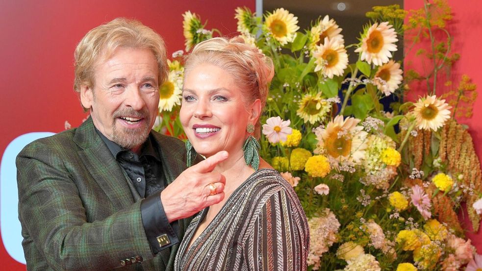 Thomas Gottschalk und Karina Mroß im September in Berlin. (Archivbild) Foto: Soeren Stache