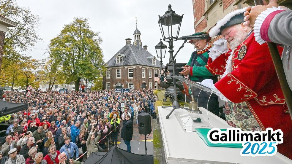 Trevor Heeks nahm bei der Gallimarkt-Eröffnung tränenreich Abschied. „I love you all“, sagt er. Foto: Klaus Ortgies