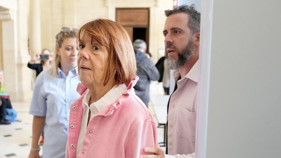 Im Missbrauchsfall Gisèle Pelicot in Frankreich hat ein verurteilter Täter in einem Berufungsprozess eine höhere Strafe erhalten. Foto: Lewis Joly/AP/dpa