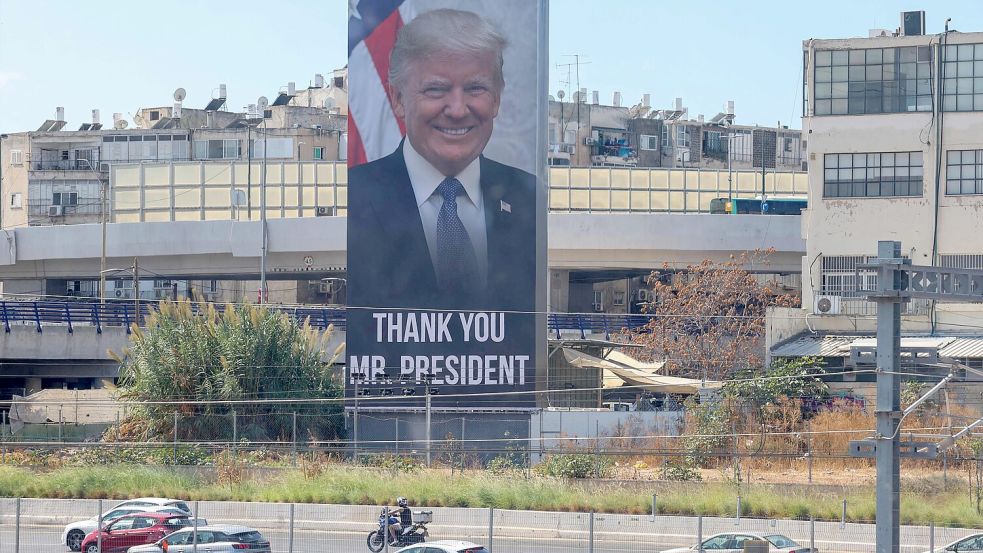 Dank an Trump: In Israel herrscht Freude über das Friedensabkommen zu Gaza. Foto: Ahmad Gharabli/AFP