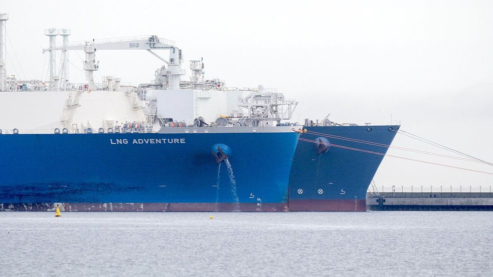Mit der „LNG Adventure“ ist vor rund einer Woche wieder ein LNG-Tanker beim Terminal an Rügens Küste angekommen. Foto: Stefan Sauer