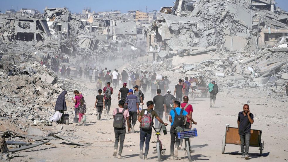 Die bisherige Lebenswelt vieler Menschen in Gaza wurde komplett zerstört. Foto: Jehad Alshrafi/AP/dpa
