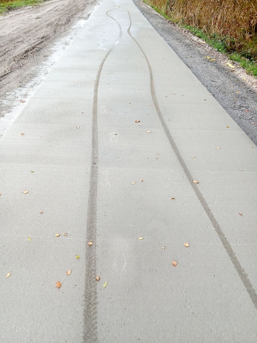 Die Spuren ziehen sich über rund 100 Meter. Foto: Gemeinde Uplengen