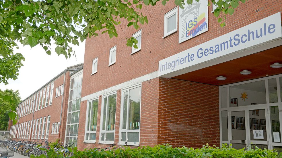 Die Integrierte Gesamtschule (IGS) Emden wird derzeit schon mit Anfragen zum fünften Jahrgang überrannt. Doch erst im Februar ist der Informationsabend. Foto: Archiv