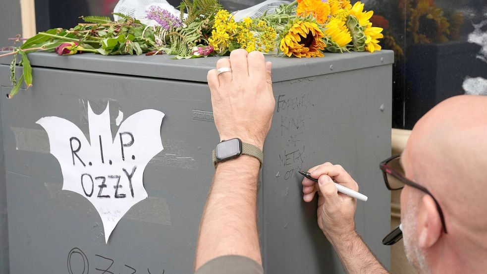 Sein Leben endete dort, wo es begann: in Birmingham. (Archivbild) Foto: Kin Cheung/AP/dpa