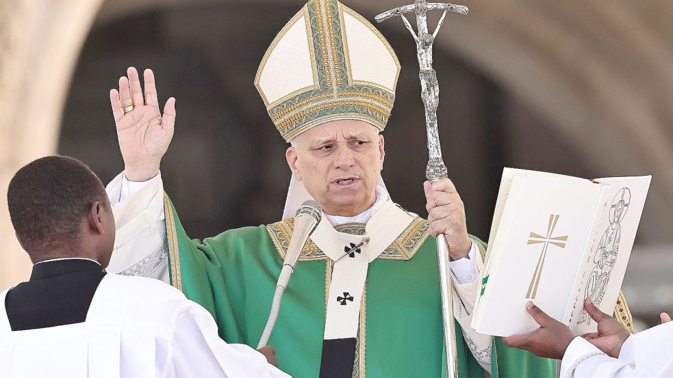 Die Kirche soll sich immer den Armen und Ausgegrenzten zuwenden. Das verkündet Papst Leo in seinem ersten Lehrschreiben. Foto: Evandro Inetti/ZUMA Press Wire/dpa