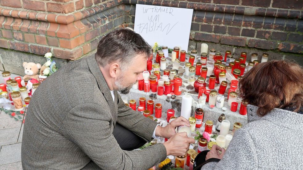 Jens-Peter Schulz, Pastor der Ev.-Luth. Pfarrgemeinde Güstrow, ist es ein Trost, dass die Menschen in Güstrow mit ihrer Trauer und Anteilnahme zusammenkommen. Foto: Bernd Wüstneck