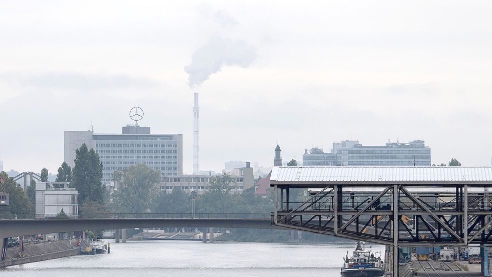 Trübe Aussichten in Stuttgart: Im Haushalt der Stadt fehlen Hunderte Millionen Euro. (Archivbild) Foto: Marijan Murat