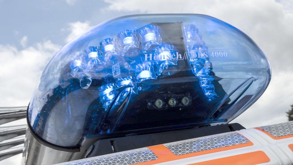 Bei einer Auseinandersetzung in der Bremer Innenstadt sind zwei Männer schwer verletzt worden - einer von ihnen lebensgefährlich. Foto: BORIS ROESSLER